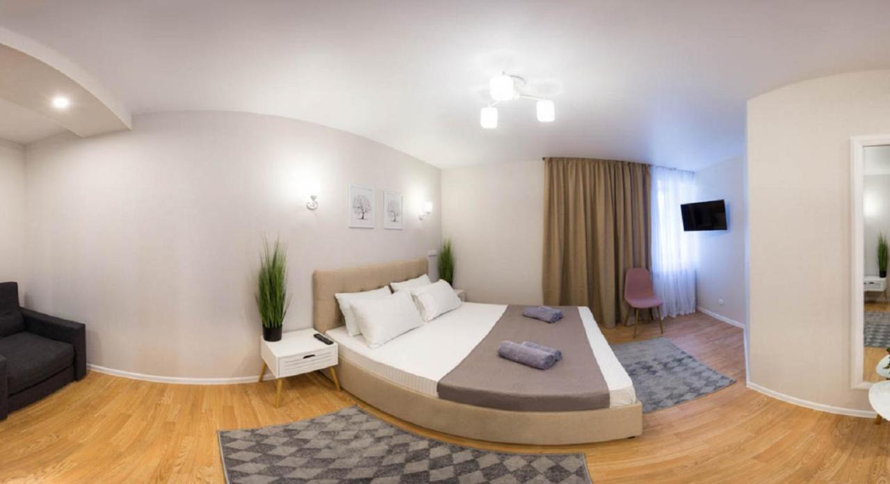Apartment In The City Center - Gimnasiyna Naberezhna 24A-1 카리프 외부 사진