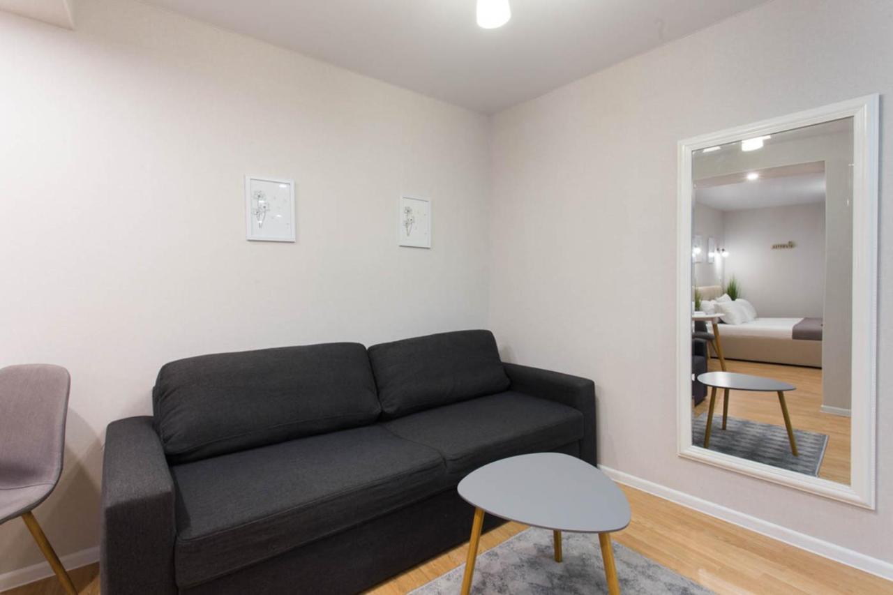 Apartment In The City Center - Gimnasiyna Naberezhna 24A-1 카리프 외부 사진