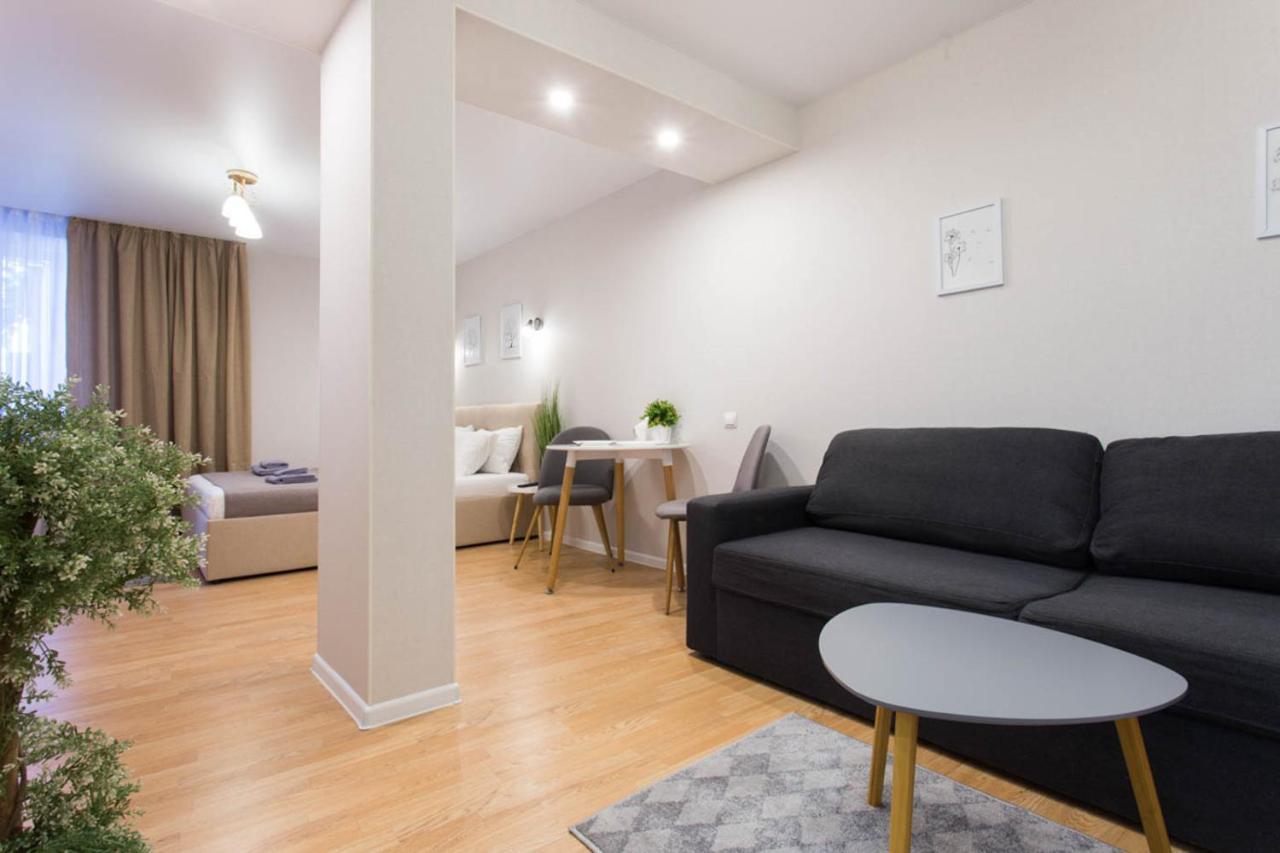Apartment In The City Center - Gimnasiyna Naberezhna 24A-1 카리프 외부 사진
