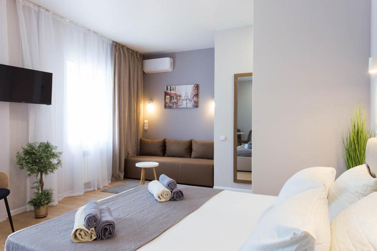 Apartment In The City Center - Gimnasiyna Naberezhna 24A-1 카리프 외부 사진