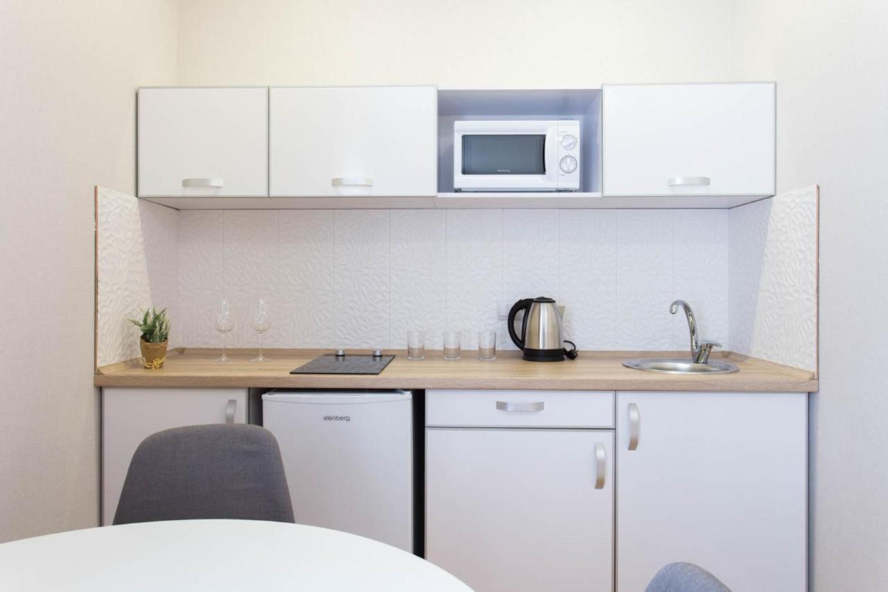 Apartment In The City Center - Gimnasiyna Naberezhna 24A-1 카리프 외부 사진