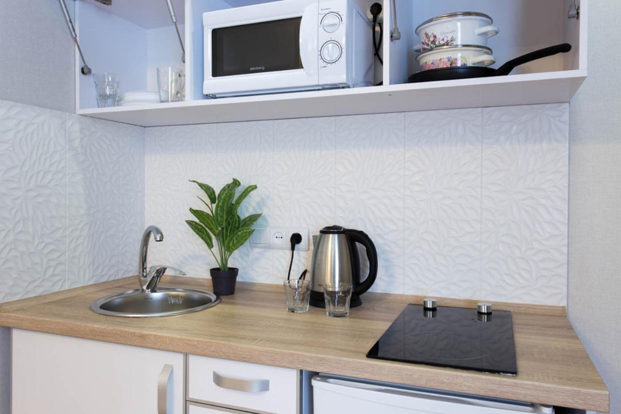 Apartment In The City Center - Gimnasiyna Naberezhna 24A-1 카리프 외부 사진