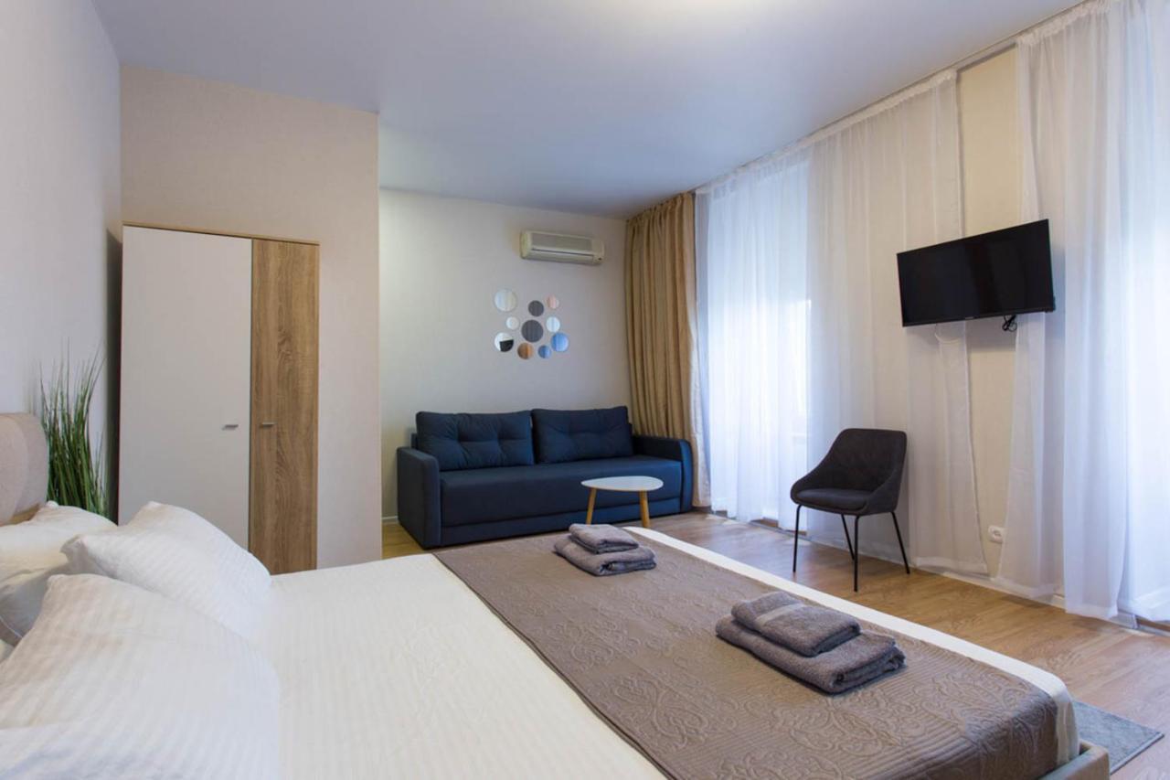 Apartment In The City Center - Gimnasiyna Naberezhna 24A-1 카리프 외부 사진