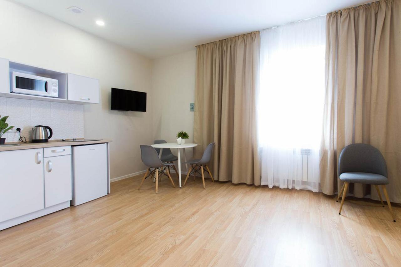 Apartment In The City Center - Gimnasiyna Naberezhna 24A-1 카리프 외부 사진